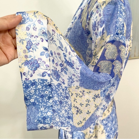 Sophia by Delicates Blue Mixed Floral Satiny Sheer Belted Wrap Robe Size S - Picture 8 of 9